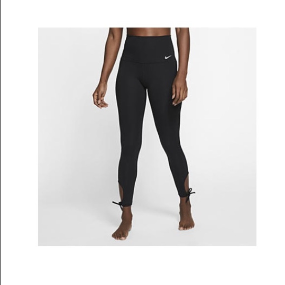 COPY - Nike yoga leggings perfect condition